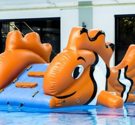 WG1-009 Clown Fish Water Sport Games For Pool