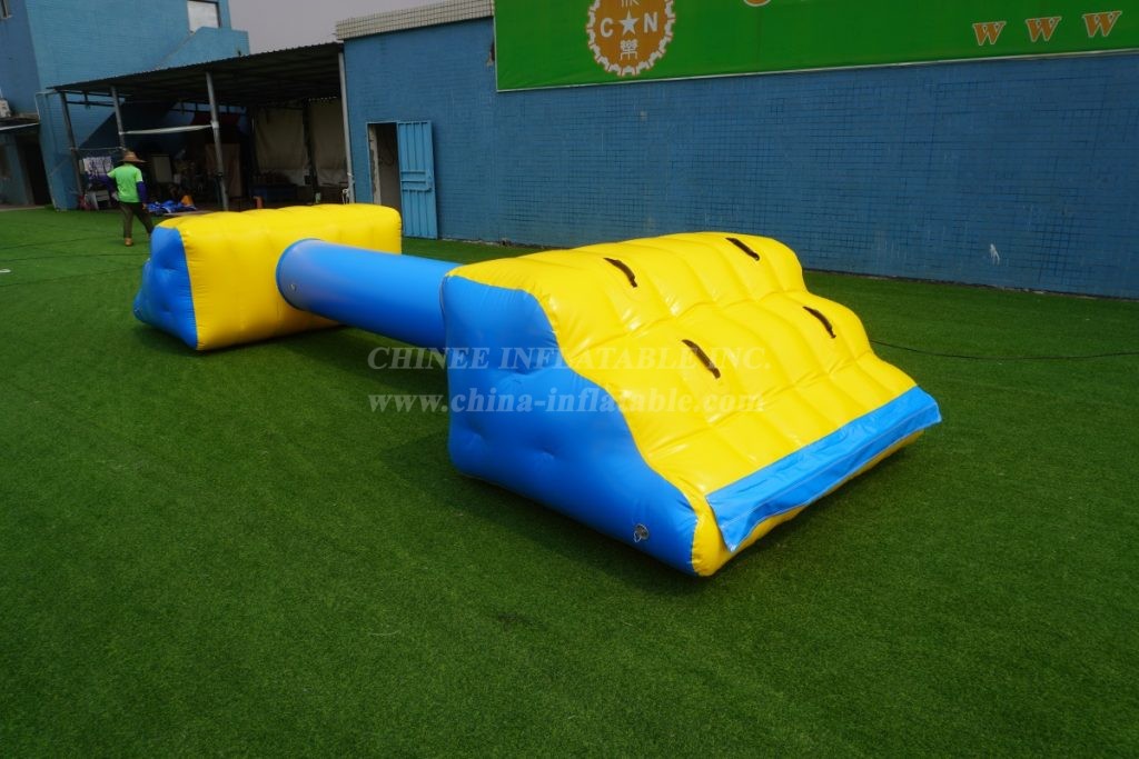 S61 Mini Inflatable Floating Water Park Inflatable Sea Resort Aqua Park Outdoor Floating Island